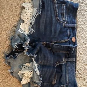 Blue, floral pocket American Eagle Jean Shorts